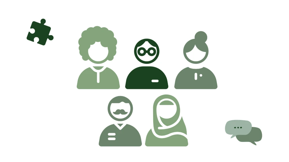 Grafik mit fünf stilisierten Personen in Grüntönen, ergänzt durch ein Puzzle-Teil und zwei Sprechblasen, als Symbol für Vielfalt und Teamkommunikation.